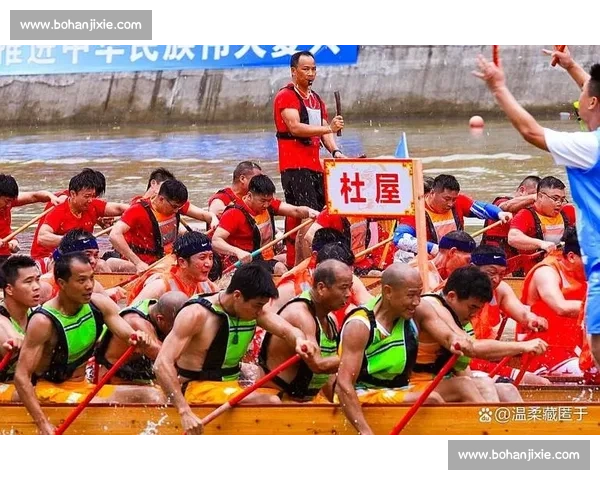 上海端午节龙舟赛激情上演 本土传统与现代风情的完美碰撞 上海端午节龙舟赛激情上演 本土传统与现代风情的完美碰撞